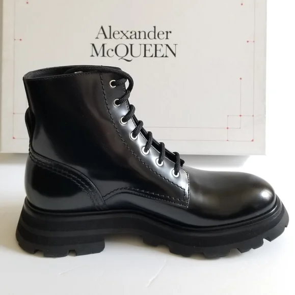 Alexander McQueen Patent Leather Combat Ankle Boot Size 39 Black - Picture 3 of 10